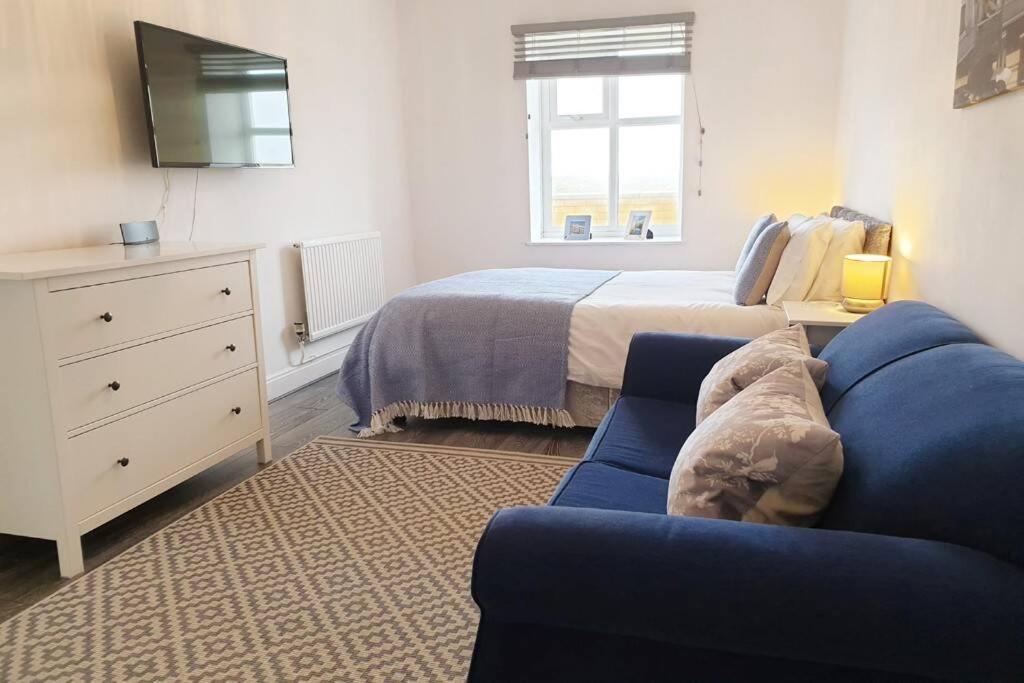 Plas Darien-3 Bed Apt- Sea Views - Sleeps 5 트리어더 외부 사진